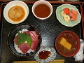 旬の食材と地物にこだわったお食事